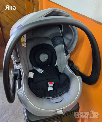 Столче за кола Chicco, снимка 3 - Столчета за кола и колело - 54092314