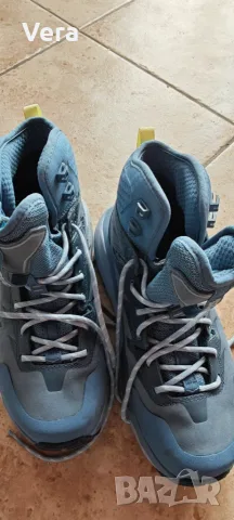 Високи дамски обувки за трекинг и планински преходи HOKA ONE ONE W KAHA GTX