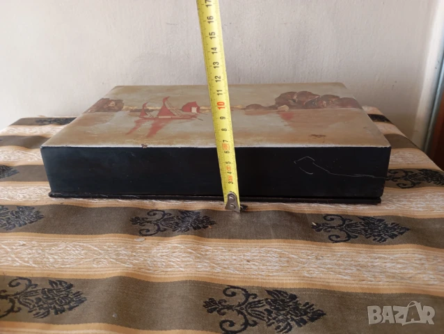 Стара дървена кутия, снимка 2 - Други ценни предмети - 51024735