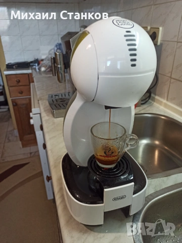 Кафе машина Делонги 