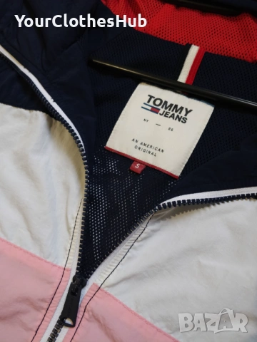 Tommy Jeans S size Дамска ветровка, снимка 3 - Якета - 53273336
