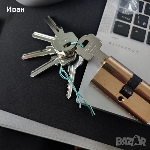 Секретен патрон Mauer Assa abloy с шест ключа