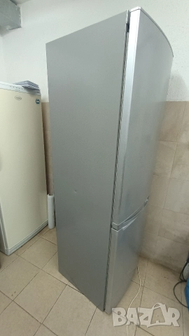 Хладилник с фризер АEG А++, снимка 4 - Хладилници - 52800490