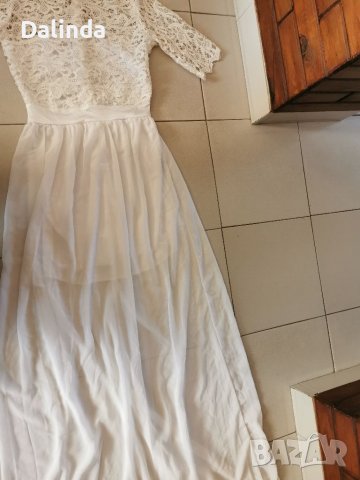 Нежна рокля в бяло, снимка 2 - Рокли - 38497076