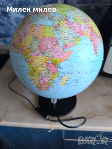 продавам нов глобус лампа, снимка 4 - Настолни лампи - 52962026