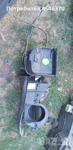 Кутия парно с моторчета за Волксваген Голф 4 комби 1.9 дизел 90к.с 2000г, снимка 3 - Части - 51444143