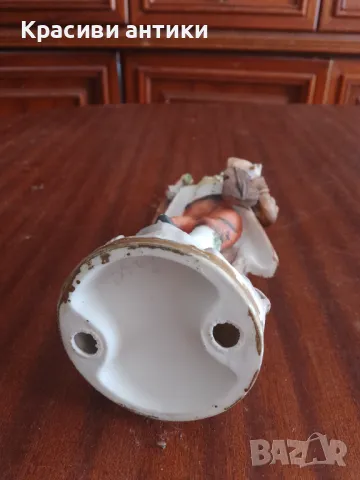 Порцеланова статуетка, старинна от бисквитен порцелан, снимка 5 - Антикварни и старинни предмети - 46635423