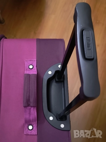 Куфар на колелца , снимка 7 - Куфари - 52311523