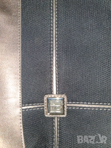 органайзер за багаж Diane von Furstenberg Black Suitcase Luggage Organizer Wardrobe Garment Rack Bag, снимка 9 - Куфари - 52503708