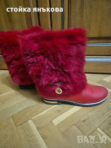 Продавам червени боти с естествен косъм., снимка 7 - Дамски боти - 48787465