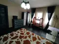 Идеален център 90 кв.м. апартамент, до метростанция, рейсове, трамваи, тролеи,, снимка 1