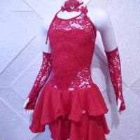 Детска рокля за спортни танци в червен цвят с дантела и гол гръб, снимка 2 - Детски рокли и поли - 42804872