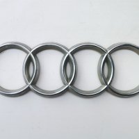 Оригинална предна емблема за Audi Ауди, снимка 1 - Аксесоари и консумативи - 39550769