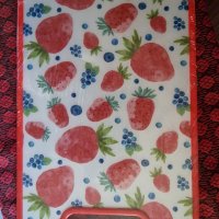 Кухненска дъска ягодки , снимка 1 - Аксесоари за кухня - 37414153