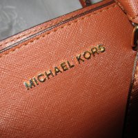 МICHAEL KORS - маркова дамска чанта , снимка 10 - Чанти - 12726369