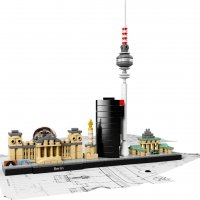 Употребявано Lego Architecture: Берлин (21027) от 2016 г., снимка 2 - Конструктори - 39636398