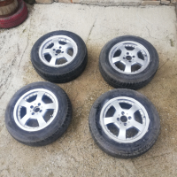 Продавам джанти със гуми, снимка 1 - Гуми и джанти - 44696982
