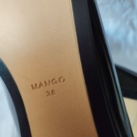 MANGO Дамски лоуфъри черни лачени, снимка 5 - Дамски елегантни обувки - 38080121