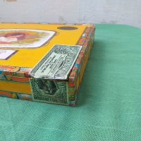 Голяма кутия от кубински пури, снимка 4 - Други ценни предмети - 30376258