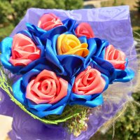 Букет сатенени рози ръчна изработка, снимка 1 - Декорация за дома - 37774014