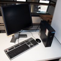 компютър Fujitsu C700 + монитор Dell – 1905 FP (19”), снимка 4 - Работни компютри - 44199529