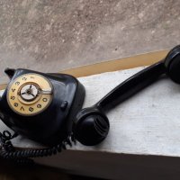 Стар бакелитен телефон, снимка 6 - Антикварни и старинни предмети - 39827417