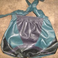 дамска чанта от естествена кожа-зелено и черно, снимка 1 - Чанти - 36685360