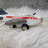 Колекционерско малко дървено самолетче ., снимка 1 - Колекции - 38068268