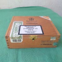 Кутия от кубински  пури, снимка 1 - Други ценни предмети - 30239054