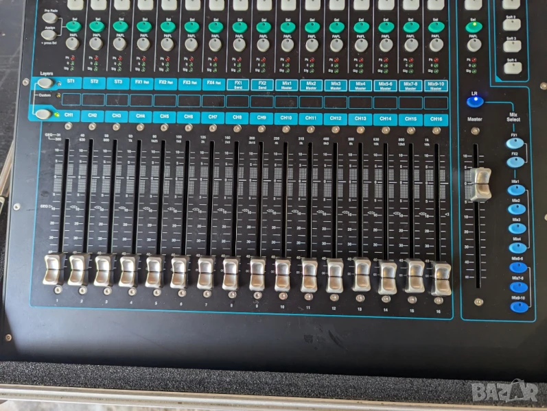 Allen & Heath QU-16 CHROME Дигитален аудио миксер, снимка 1