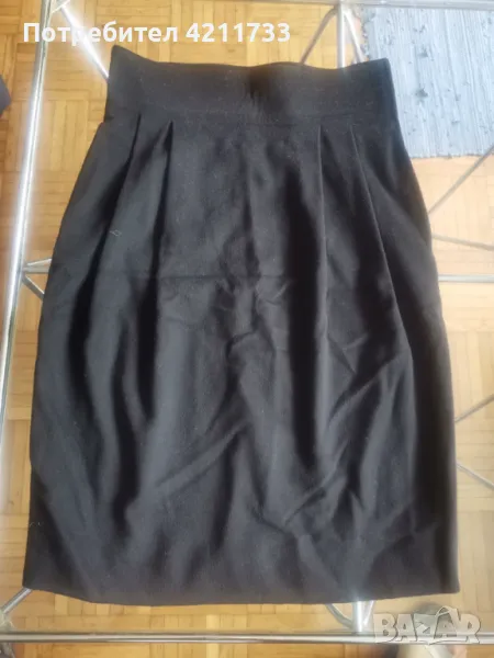 черна италиянска дизайнерска пола 100 % вълна XS НОВА, снимка 1