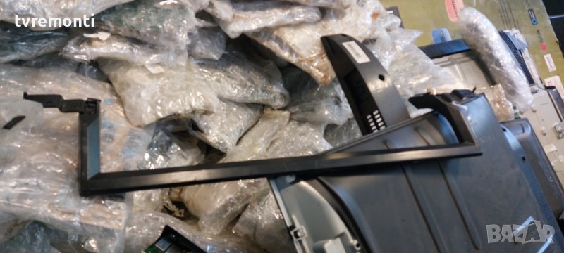 телевизор HISENSE модел 43A7300F оригинална стойка, снимка 1