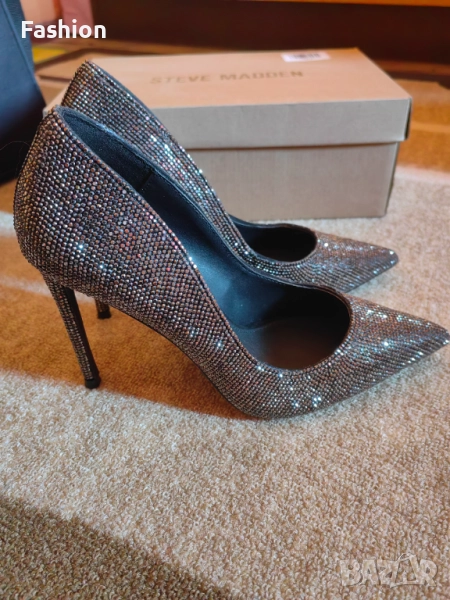Steve Madden обувки на ток с камъчета, снимка 1