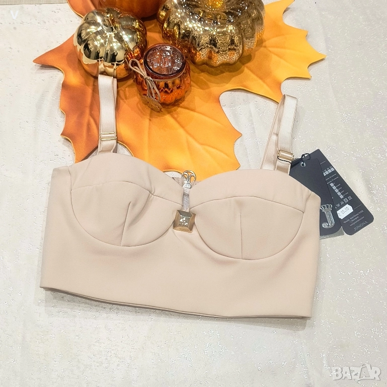 Дрехи Junona Юнона бежов кроп топ бюстие палто лачено яке кожен панталон , снимка 1