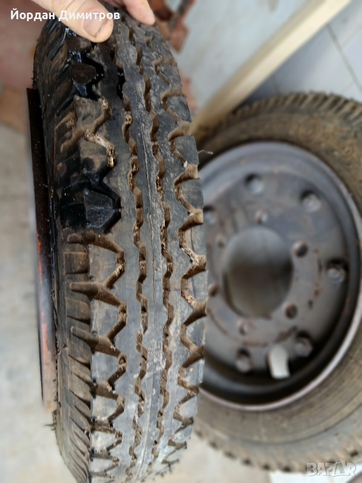 ГУМИ С ДЖАНТИ 13 ЦОЛА ТЕСНИ ЗА РЕМАРКЕТА НА ПЛОВДИВСКИ МОТОБЛОК , снимка 1