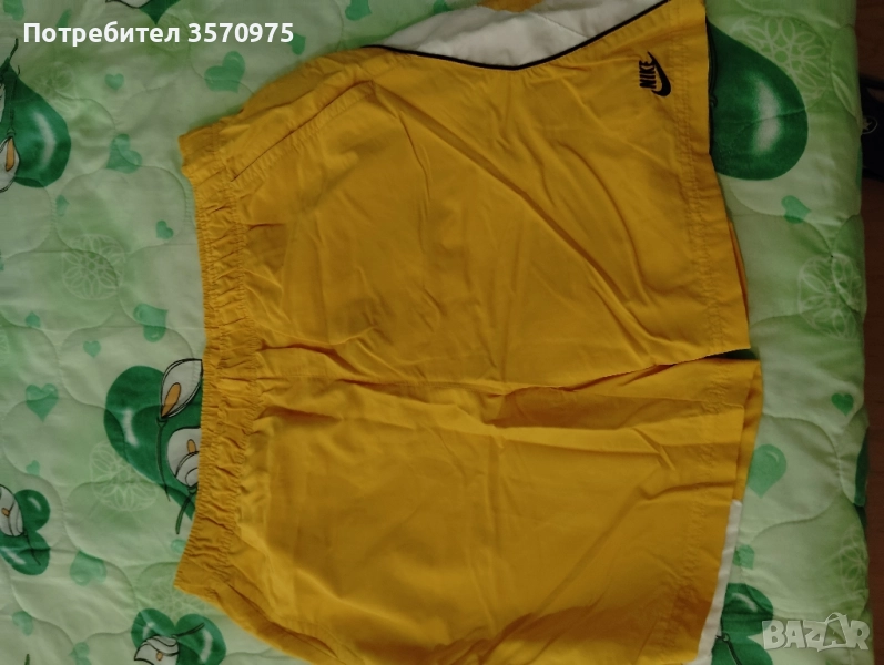 продавам оригинални мъжки панталонки за 40лв размер м чисто нови , снимка 1