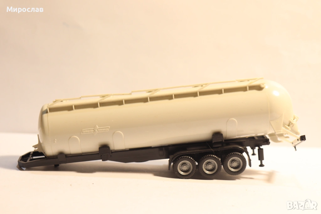 WIKING ? HERPA? H0 1/87 РЕМАРКЕ ЦИСТЕРНА КАМИОН МОДЕЛ ТИР, снимка 1