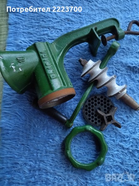 Голяма метална мелница , снимка 1