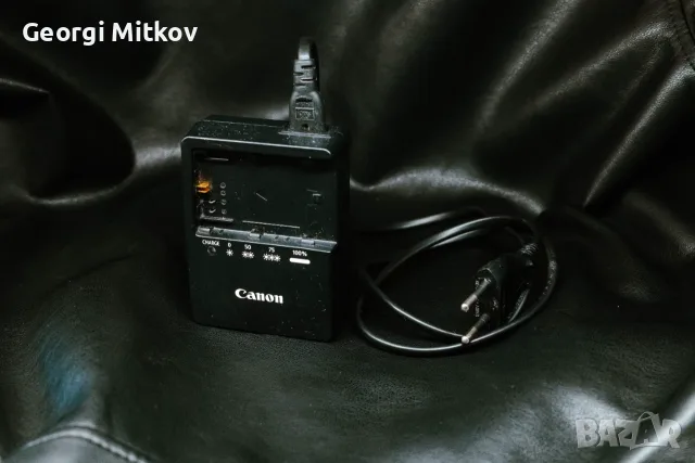 Фотоапарат Canon EOS R с 2 батерии + зарядно, снимка 4 - Фотоапарати - 56326903