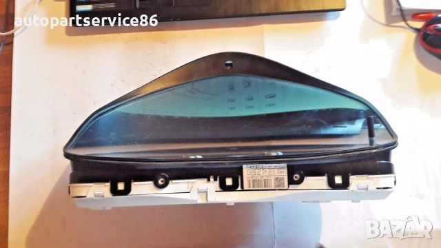 Скоростомер/инструментален панел за Subaru Legacy Автоматик 2.5 (2006) 85012AG260, снимка 2 - Части - 54235767