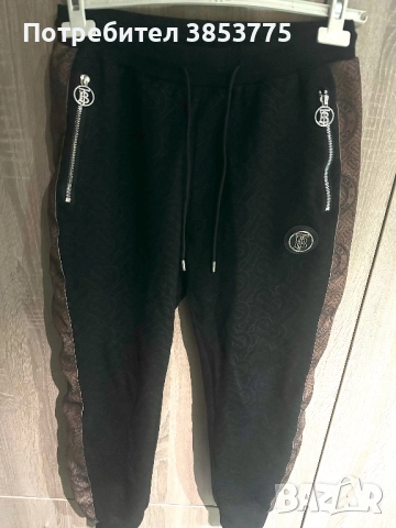 Анцунг Burberry , снимка 4 - Спортни дрехи, екипи - 52542018