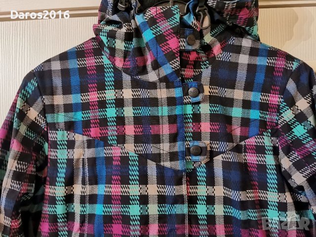 Страхотно яке Vans размер M, снимка 3 - Якета - 38389834