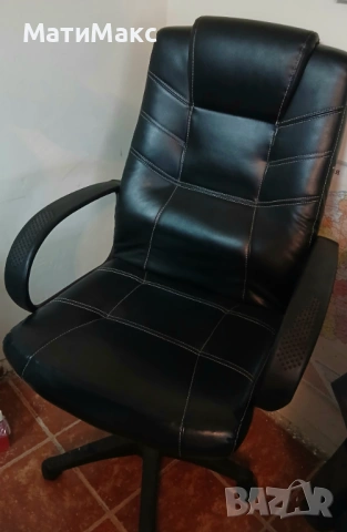 Офис стол кожен, снимка 3 - Столове - 54076738