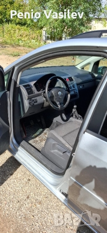 vw touran 1.9 TDI 105, снимка 13 - Автомобили и джипове - 51971464