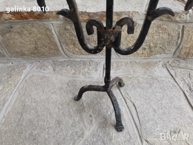 Стар свещник, снимка 5 - Антикварни и старинни предмети - 53963553