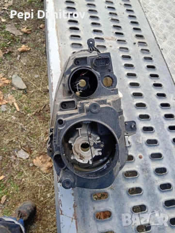 Ляв фар за Volkswagen Golf V 1LG24700711 1K6941005Q, снимка 2 - Части - 52820698