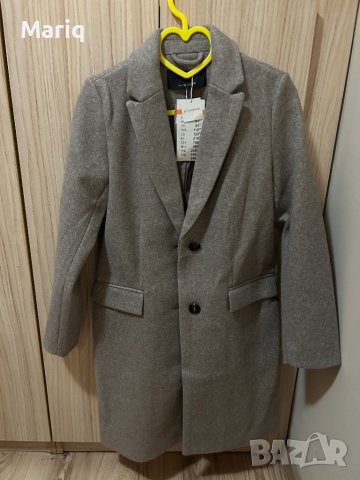 Ново палто XS, снимка 1 - Палта, манта - 42138558