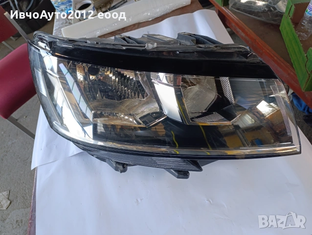 фар десен оригинален VW Transporter T6 Facelift , снимка 9 - Части - 54224193