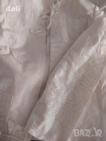 TUZZI Size M 100% Коприна Ново бяло сако, снимка 2 - Сака - 51642973