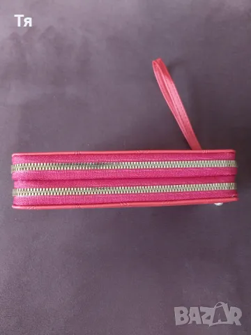 Дамско портмоне в червен цвят, снимка 3 - Портфейли, портмонета - 48926980